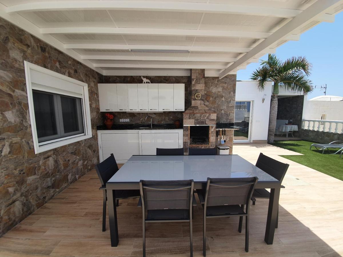 Villa Aries Tias