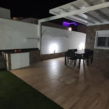 Bungalow Aries Tias Exterior photo