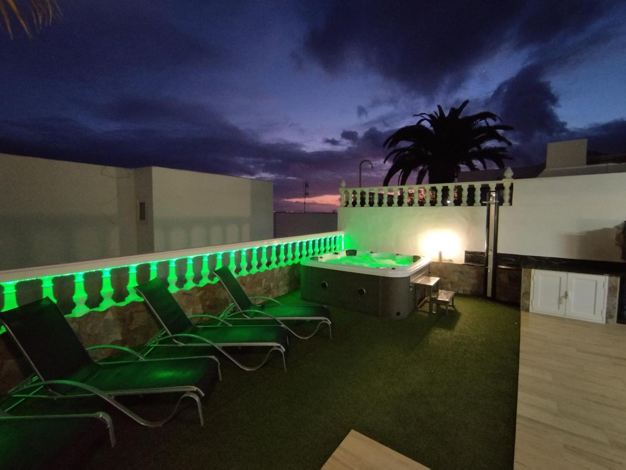 Villa Aries *